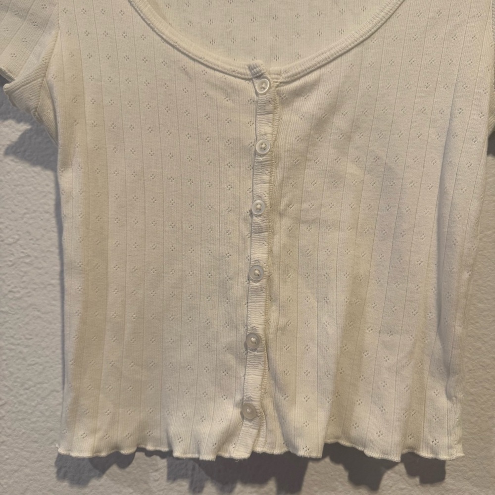 Brandy Melville women's pointelle cotton crop top size 5 - Picture 8 of 9
